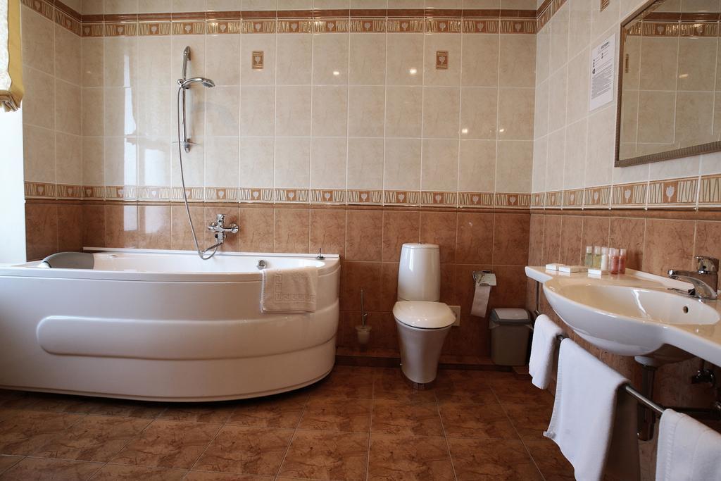 Siauliu Krasto Medziotoju Uzeiga Hotel Šiauliai Стая снимка